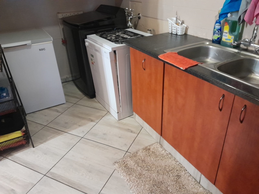 4 Bedroom Property for Sale in Safari Gardens North West